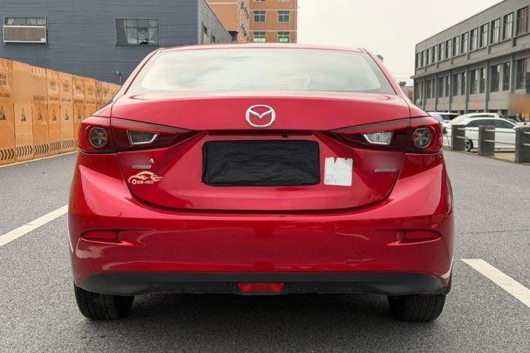 Used Mazda 3 Axela 2017 Sedan 1.5L Automatic Comfort Model Emission Standard China V Exterior 4
