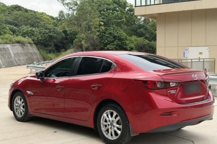 Used Mazda 3 Axela 2017 Sedan 1.5L Automatic Comfort Model Emission Standard China V Exterior 4