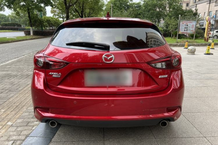 Used Mazda 3 Axela 2017 Hatchback 1.5L Automatic Comfort Model Emission Standard China V Exterior 4