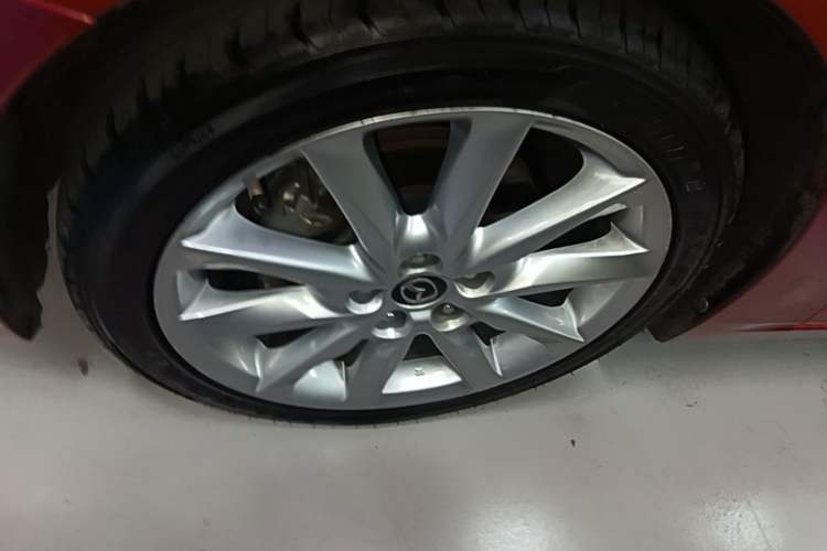 Used Mazda 3 Axela 2017 Sedan 2.0L Automatic Prestige Model China V Standard Exterior 4