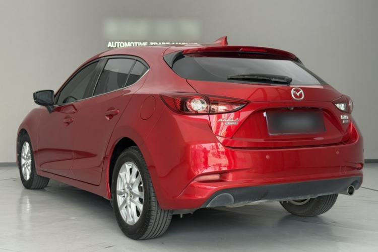 Used Mazda 3 Axela 2017 Hatchback 1.5L Automatic Luxury Model Emission Standard China V Exterior 4
