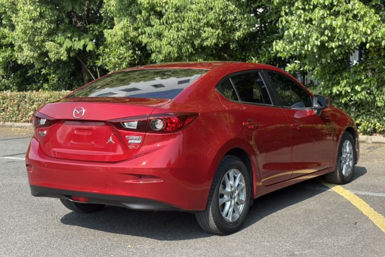 Used Mazda 3 Axela 2017 Sedan 1.5L Automatic Comfort Model Emission Standard China V Exterior 4