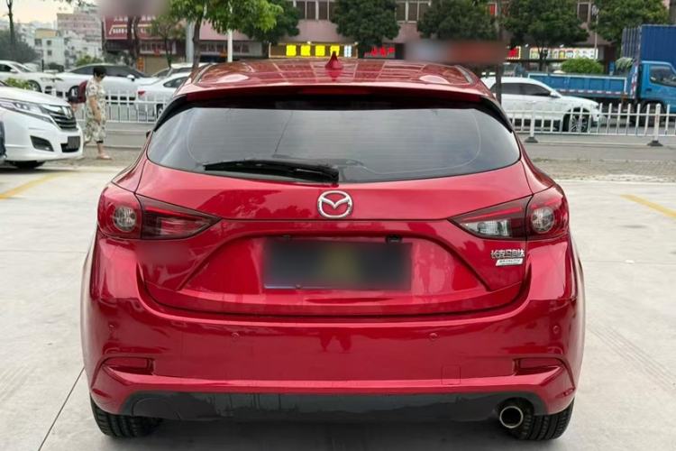 Used Mazda 3 Axela 2017 Hatchback 1.5L Automatic Comfort Model Emission Standard China V Exterior 4