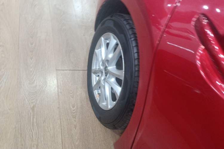 Used Mazda 3 Axela 2017 Sedan 1.5L Automatic Comfort Model Emission Standard China V Exterior 5