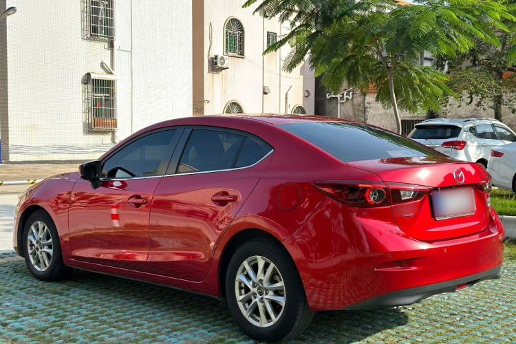 Used Mazda 3 Axela 2017 Sedan 1.5L Automatic Luxury Model Emission Standard China V Exterior 5