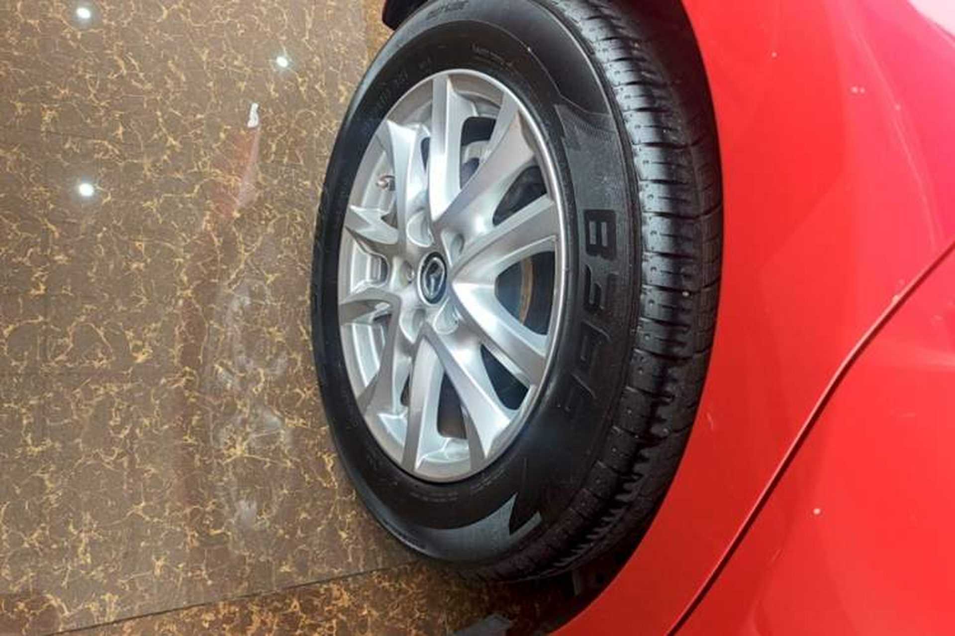 Used Mazda 3 Axela 2017 Sedan 1.5L Automatic Comfort Model Emission Standard China V Exterior 5