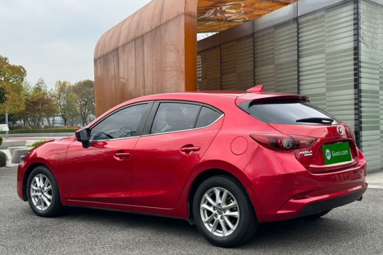 Used Mazda 3 Axela 2017 Hatchback 1.5L Automatic Luxury Model Emission Standard China V Exterior 5