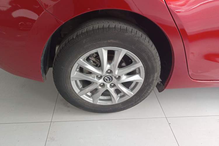 Used Mazda 3 Axela 2017 Sedan 1.5L Automatic Luxury Model Emission Standard China V Exterior 5
