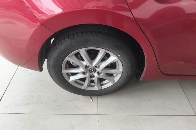 Used Mazda 3 Axela 2017 Sedan 1.5L Automatic Comfort Model Emission Standard China V Exterior 5