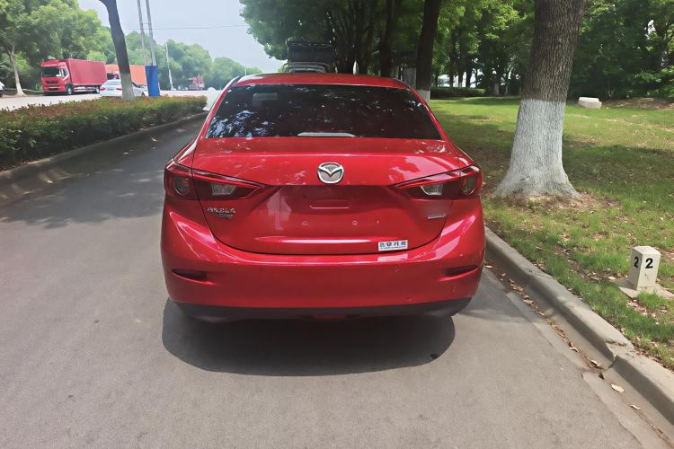 Used Mazda 3 Axela 2017 Sedan 1.5L Automatic Luxury Model Emission Standard China V Exterior 6
