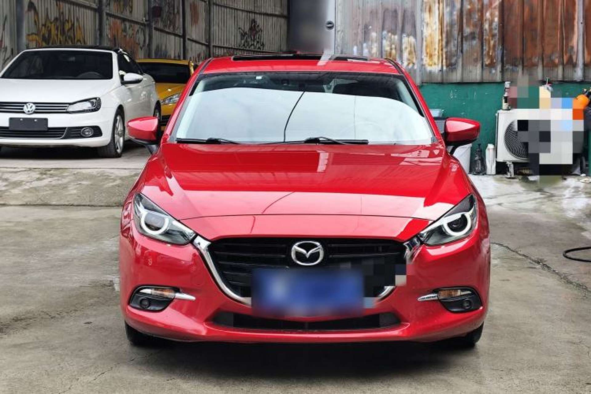 Used Mazda 3 Axela 2017 Hatchback 2.0L Automatic Sport Model China V Emission Standard Exterior 6