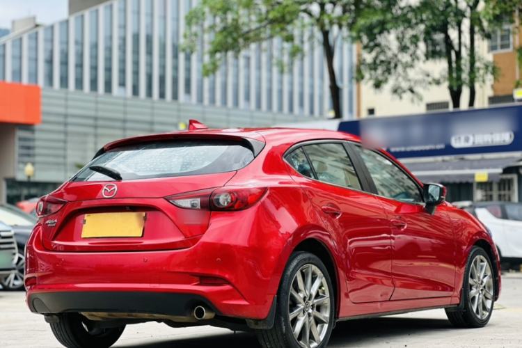 Used Mazda 3 Axela 2017 Hatchback 1.5L Automatic Comfort Model Emission Standard China V Exterior 7