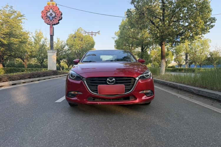 Used Mazda 3 Axela 2017 Sedan 1.5L Manual Luxury Model China VI Standard Exterior 8