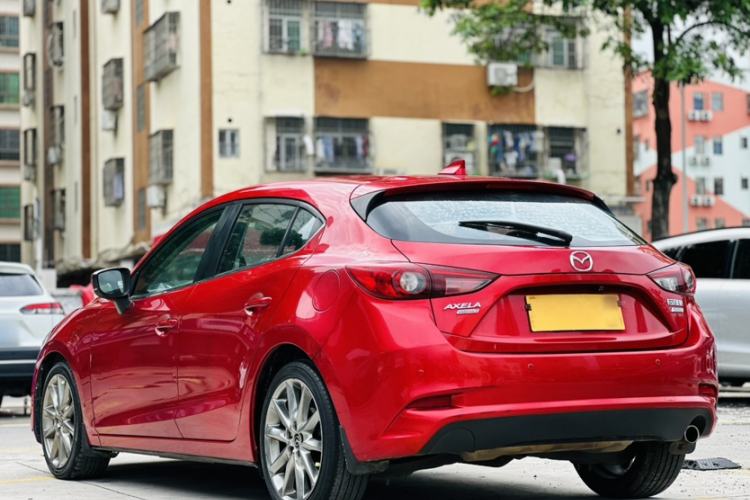 Used Mazda 3 Axela 2017 Hatchback 1.5L Automatic Comfort Model Emission Standard China V Exterior 8