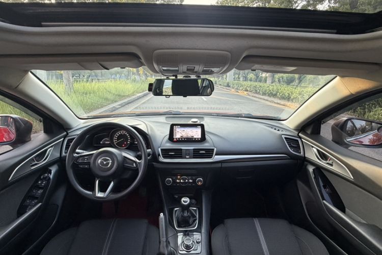 Used Mazda 3 Axela 2017 Sedan 1.5L Manual Luxury Model China VI Standard Exterior 9