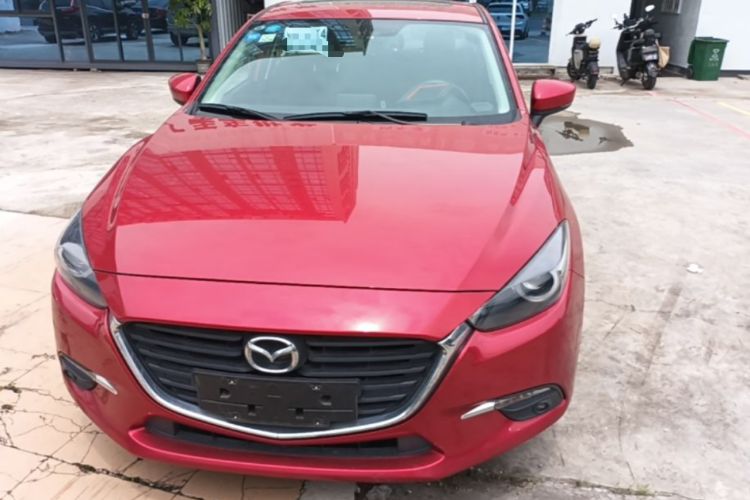 Used Mazda 3 Axela 2017 Sedan 1.5L Automatic Luxury Model Emission Standard China V Front