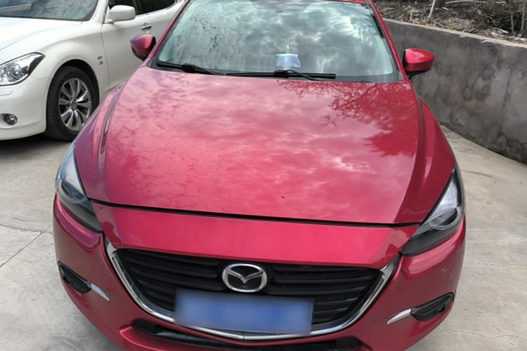 Used Mazda 3 Axela 2017 Sedan 1.5L Automatic Luxury Model Emission Standard China V Front