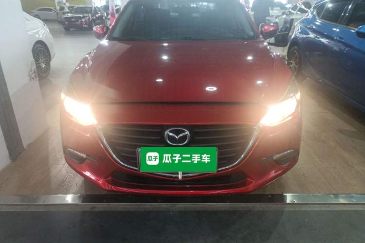 Used Mazda 3 Axela 2017 Sedan 1.5L Automatic Comfort Model Emission Standard China V Front