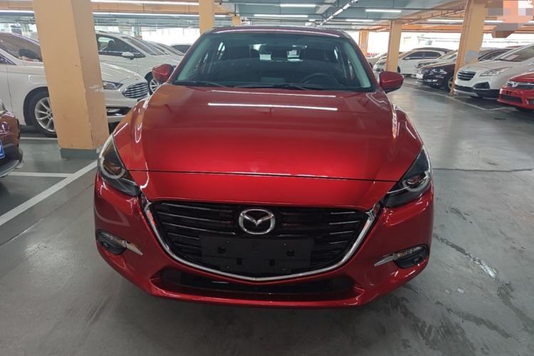 Used Mazda 3 Axela 2017 Hatchback 2.0L Automatic Luxury Model Emission Standard China V Front