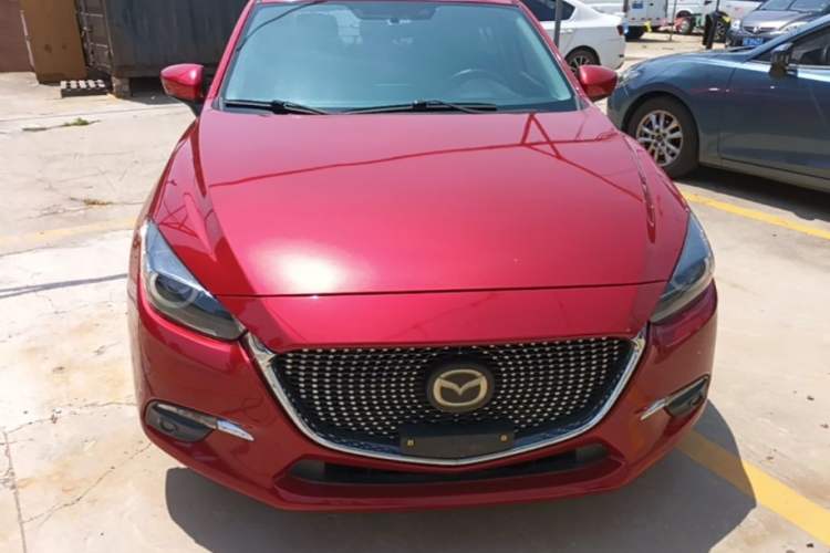 Used Mazda 3 Axela 2017 Sedan 1.5L Automatic Luxury Model Emission Standard China V Front