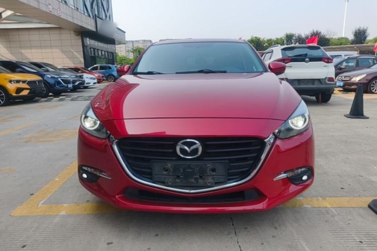 Used Mazda 3 Axela 2017 Sedan 1.5L Automatic Luxury Model Emission Standard China V Front
