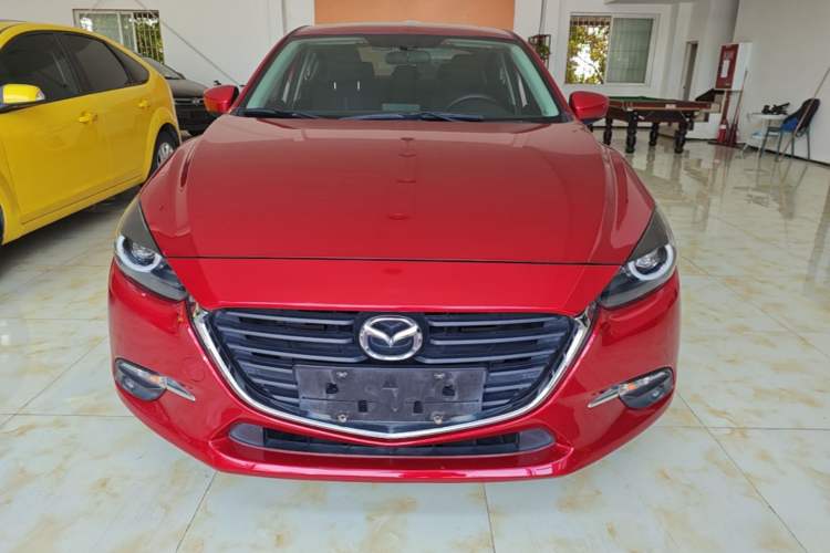 Used Mazda 3 Axela 2017 Sedan 1.5L Automatic Luxury Model Emission Standard China V Front