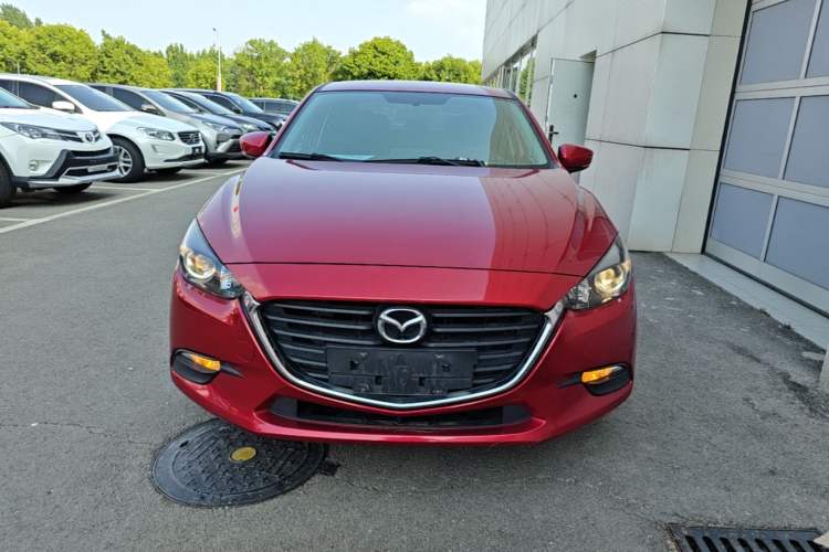 Used Mazda 3 Axela 2017 Sedan 1.5L Automatic Comfort Model Emission Standard China V Front