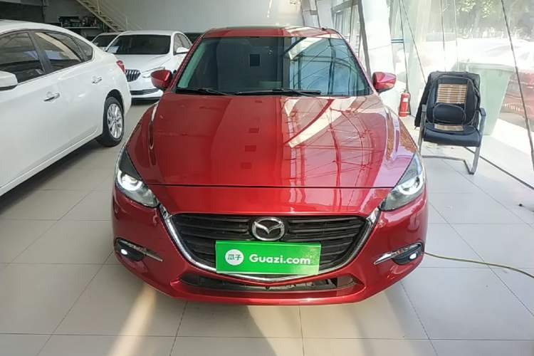 Used Mazda 3 Axela 2017 Sedan 1.5L Automatic Luxury Model Emission Standard China V Front