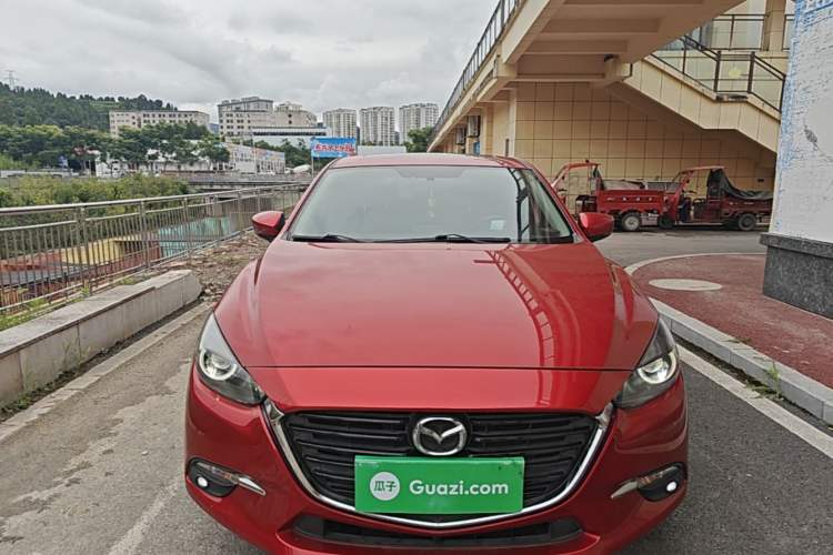 Used Mazda 3 Axela 2017 Hatchback 2.0L Automatic Sport Model China V Emission Standard Front