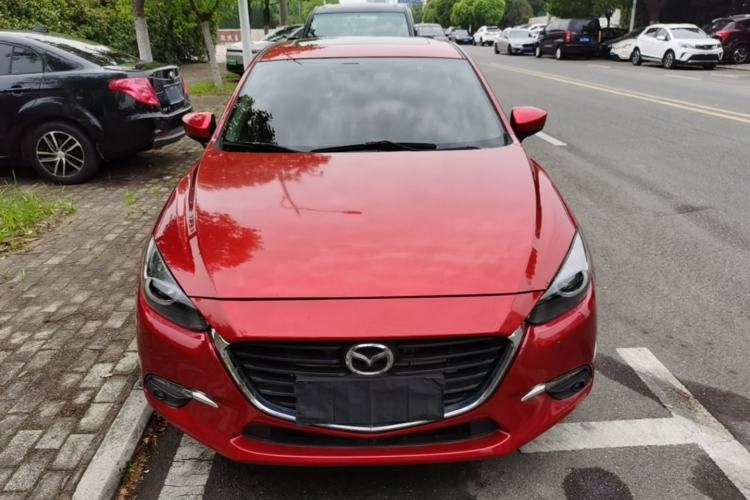 Used Mazda 3 Axela 2017 Sedan 1.5L Automatic Luxury Model Emission Standard China V Front