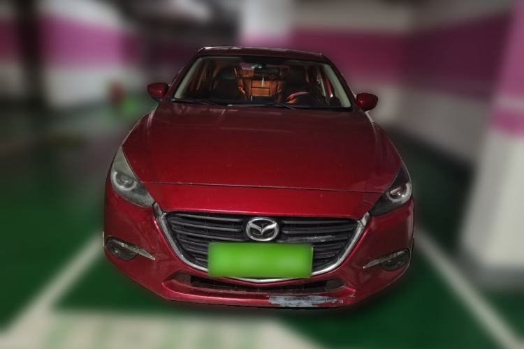 Used Mazda 3 Axela 2017 Hatchback 1.5L Automatic Luxury Model Emission Standard China V Front