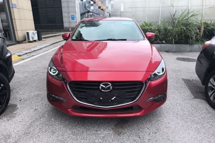Used Mazda 3 Axela 2017 Sedan 1.5L Automatic Luxury Model Emission Standard China V Front