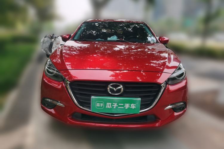 Used Mazda 3 Axela 2017 Hatchback 1.5L Automatic Luxury Model China VI Standard Front