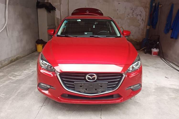 Used Mazda 3 Axela 2017 Sedan 1.5L Automatic Comfort Model Emission Standard China V Front