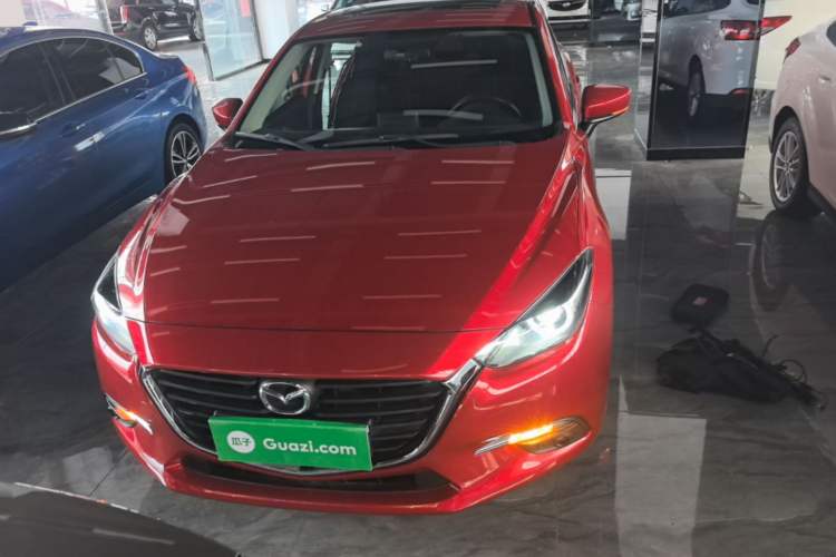 Used Mazda 3 Axela 2017 Sedan 1.5L Automatic Luxury Model Emission Standard China V Front