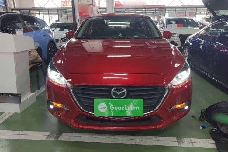 Used Mazda 3 Axela 2017 Sedan 1.5L Automatic Luxury Model Emission Standard China V Front
