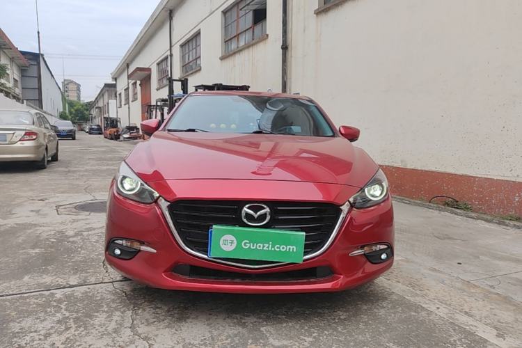 Used Mazda 3 Axela 2017 Hatchback 2.0L Automatic Sport Model China V Emission Standard Front