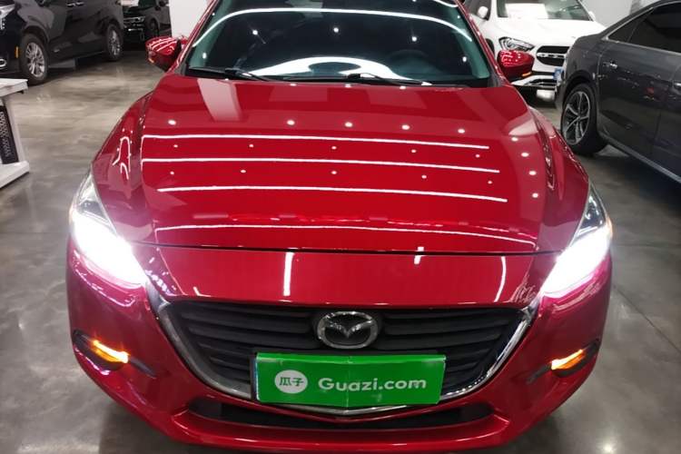 Used Mazda 3 Axela 2017 Hatchback 1.5L Automatic Comfort Model Emission Standard China V Front