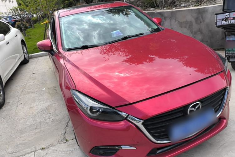 Used Mazda 3 Axela 2017 Sedan 1.5L Automatic Luxury Model Emission Standard China V Front Right 45 Deg