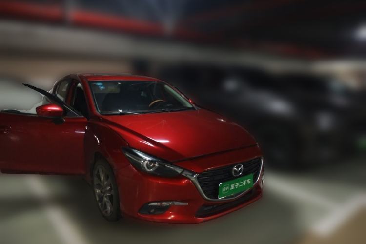 Used Mazda 3 Axela 2017 Hatchback 2.0L Automatic Sport Model China V Emission Standard Front Right 45 Deg