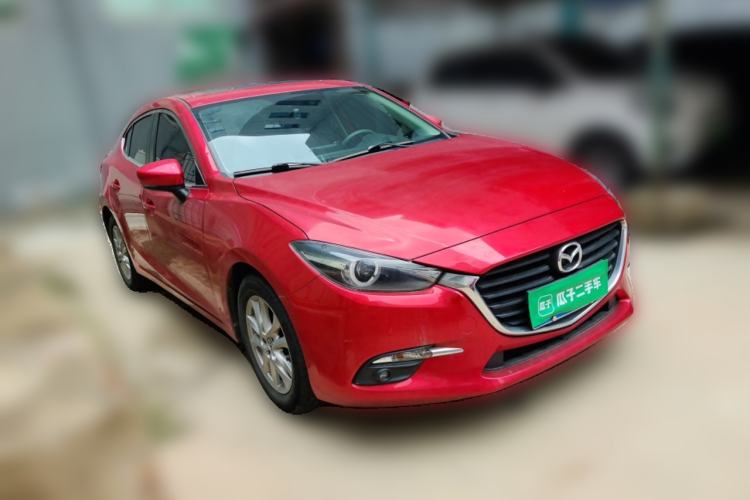 Used Mazda 3 Axela 2017 Sedan 1.5L Automatic Luxury Model China VI Standard Front Right 45 Deg