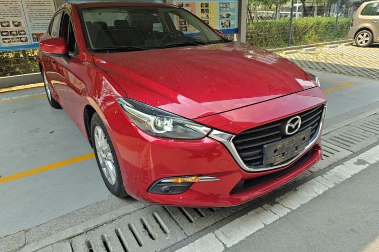 Used Mazda 3 Axela 2017 Sedan 1.5L Automatic Luxury Model Emission Standard China V Front Right 45 Deg