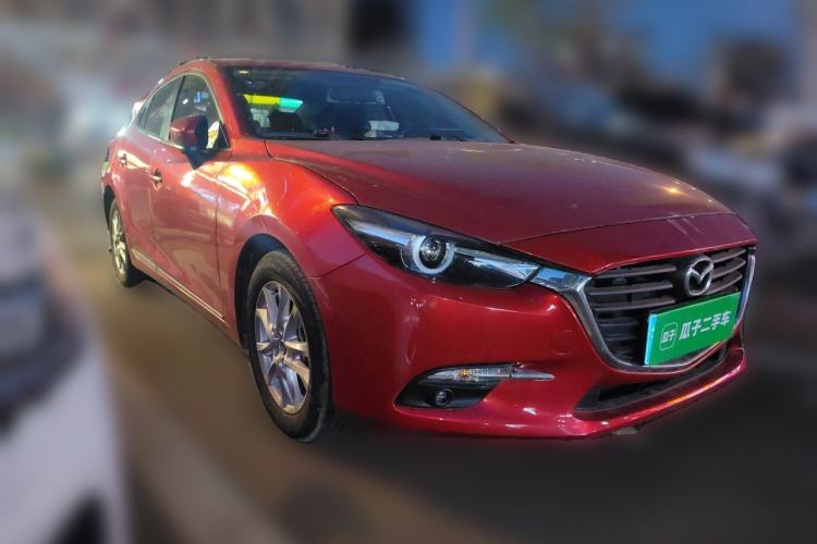 Used Mazda 3 Axela 2017 Sedan 1.5L Automatic Luxury Model China VI Standard Front Right 45 Deg