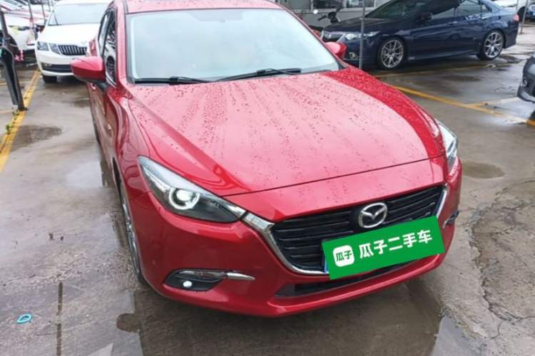 Used Mazda 3 Axela 2017 Hatchback 2.0L Automatic Luxury Model Emission Standard China V Front Right 45 Deg