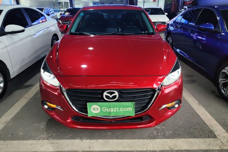 Used Mazda 3 Axela 2017 Sedan 1.5L Automatic Luxury Model Emission Standard China V Front