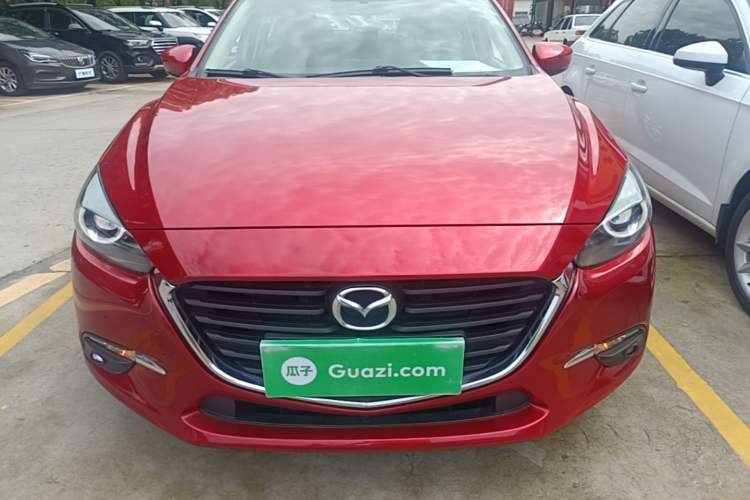 Used Mazda 3 Axela 2017 Sedan 1.5L Automatic Luxury Model Emission Standard China V Front