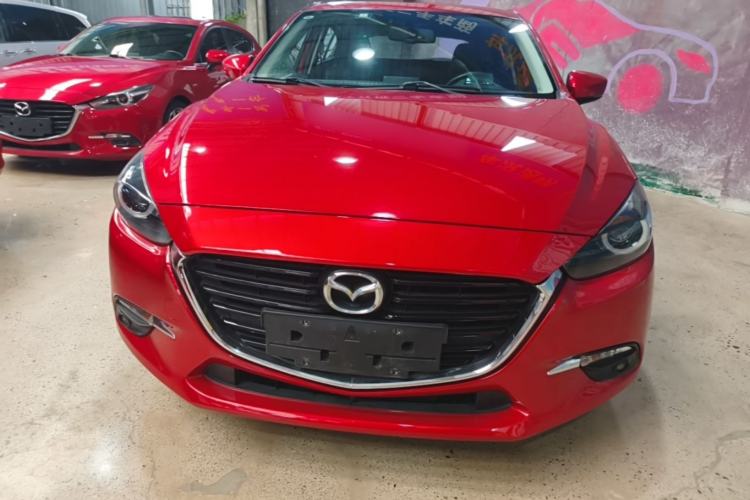 Used Mazda 3 Axela 2017 Hatchback 2.0L Automatic Sport Model China V Emission Standard Front