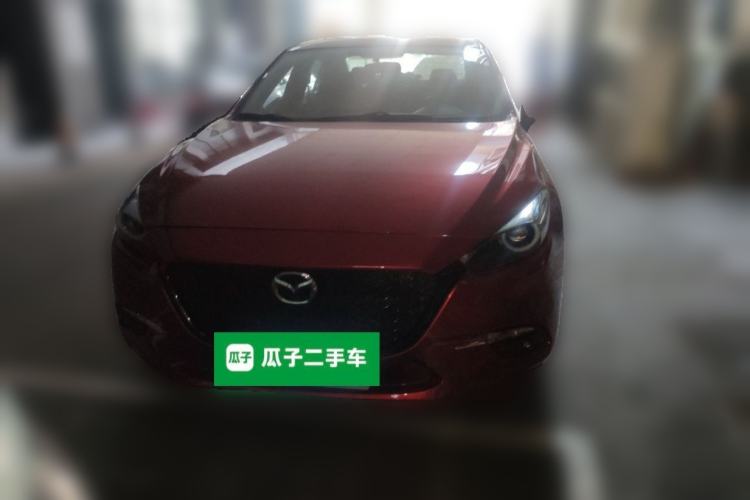Used Mazda 3 Axela 2017 Sedan 1.5L Manual Luxury Model Emission Standard China V Front