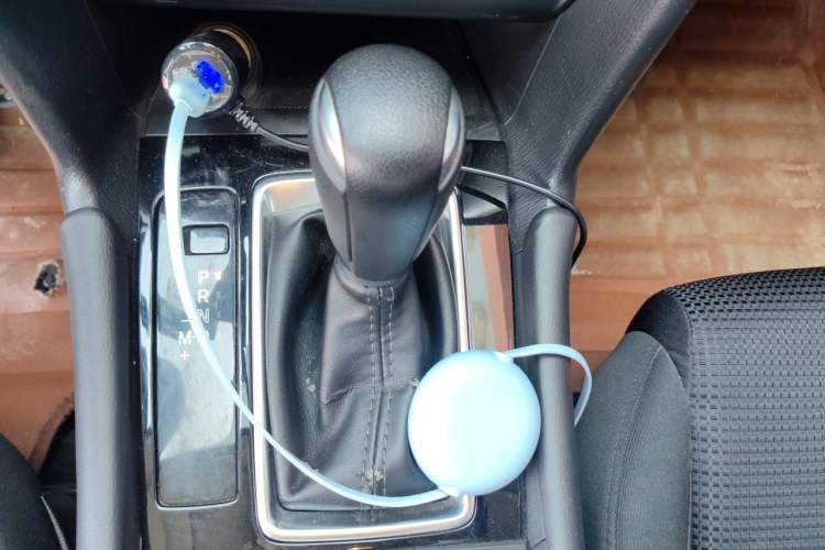 Used Mazda 3 Axela 2017 Sedan 1.5L Automatic Luxury Model Emission Standard China V Gear Lever
