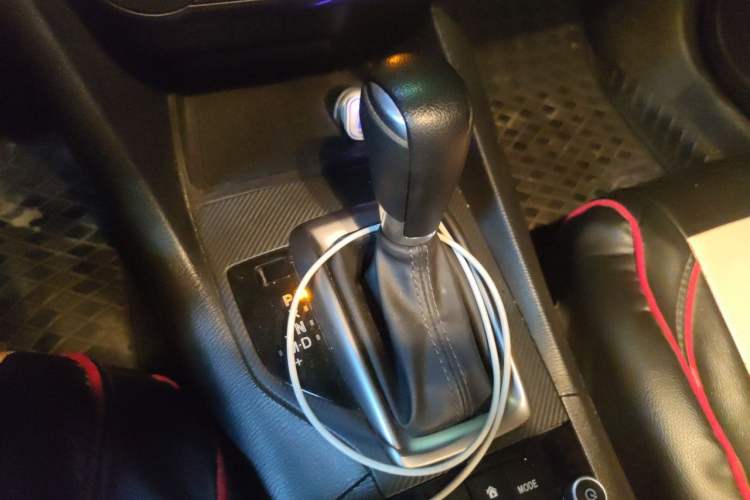 Used Mazda 3 Axela 2017 Sedan 1.5L Automatic Comfort Model Emission Standard China V Gear Lever